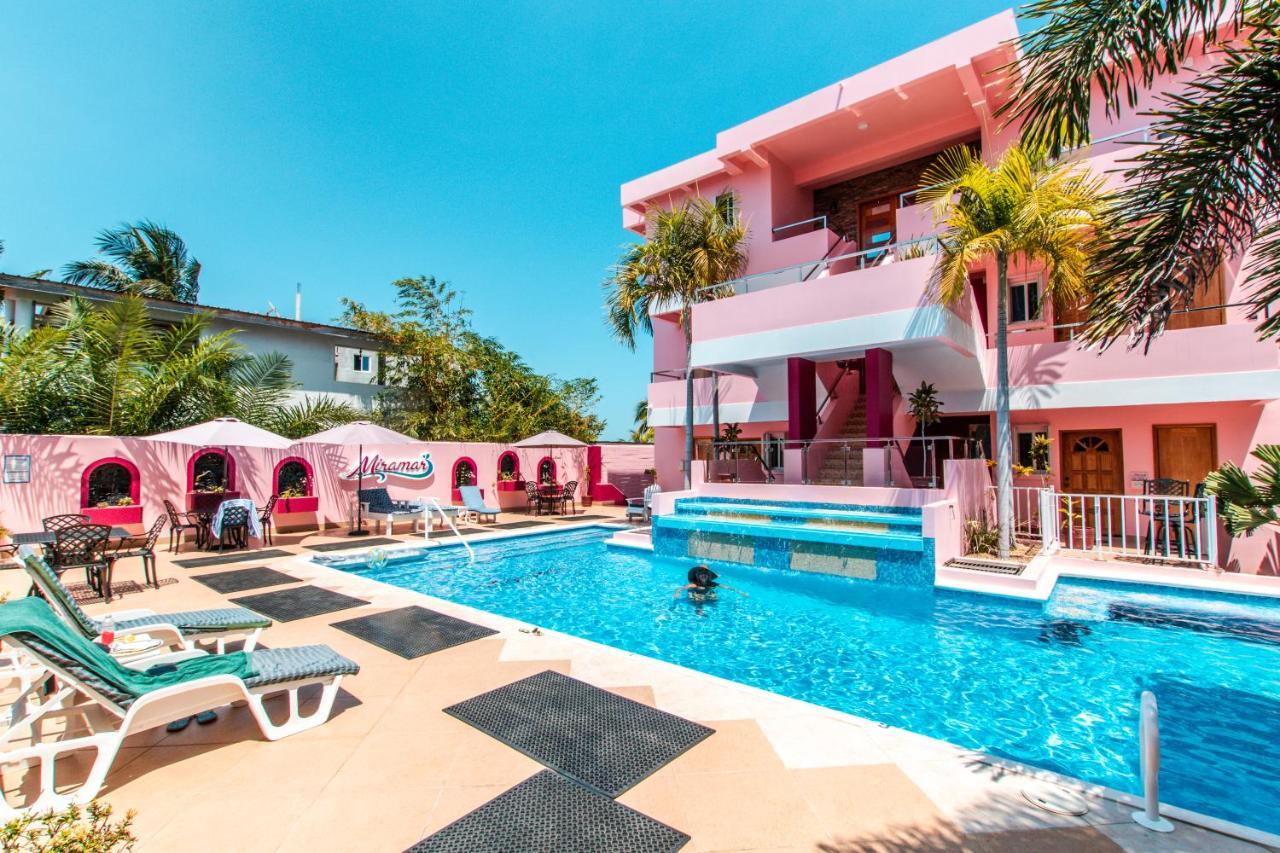 Miramar Suites Placencia Exterior foto