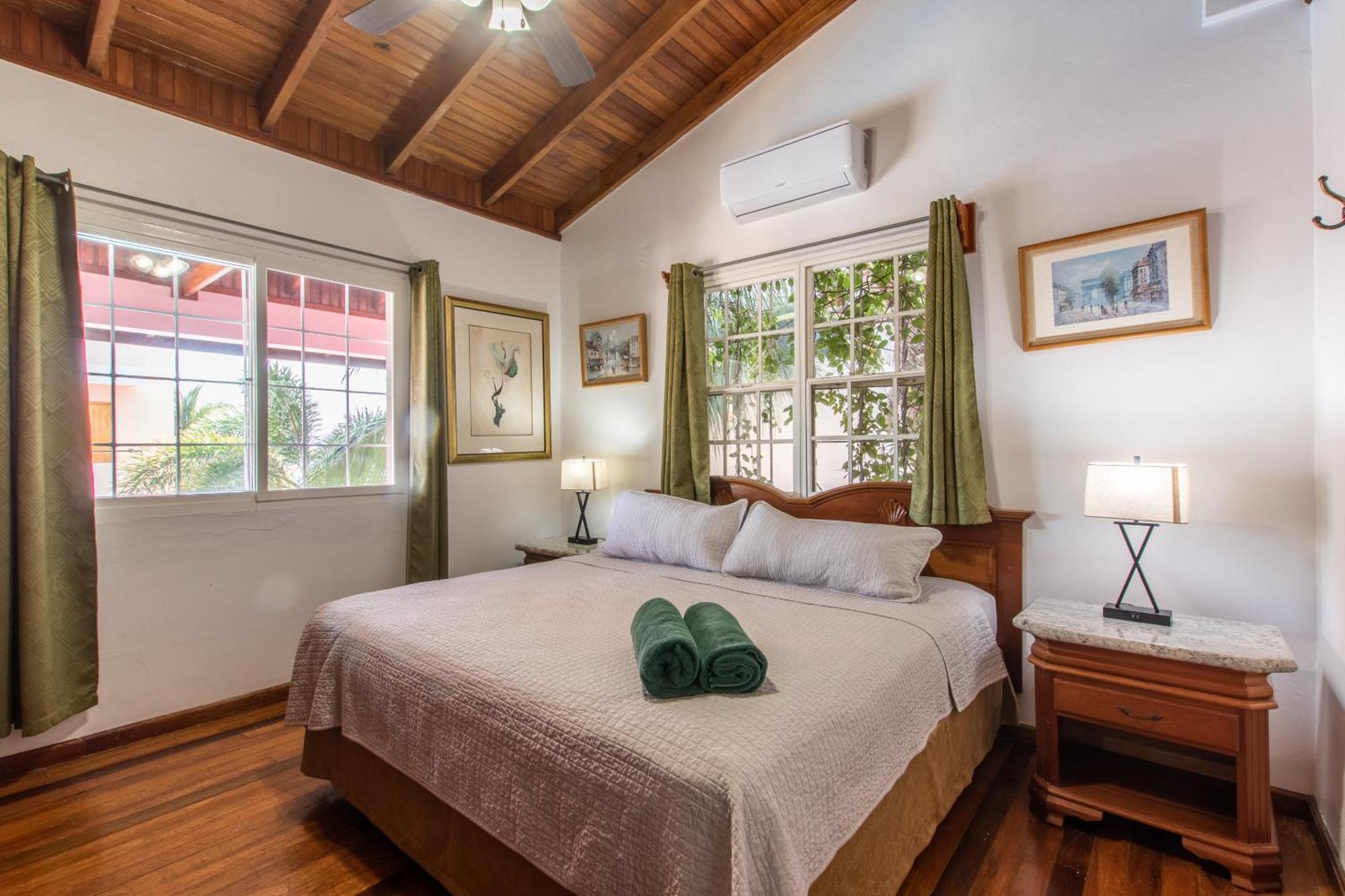 Miramar Suites Placencia Quarto foto